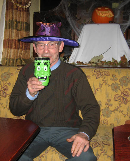 ../Images/Halloween Bunclody 2006 - 27.JPG